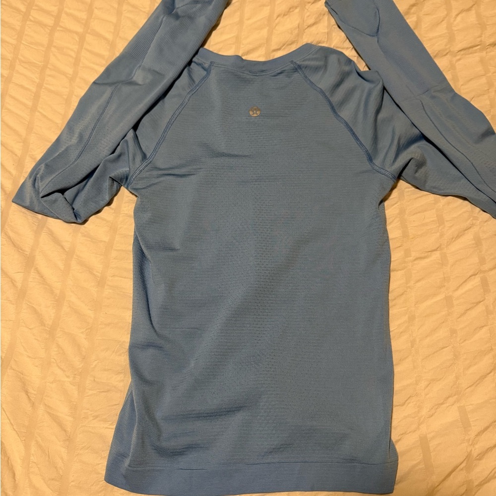 Women's Blue Long Sleeve Top
